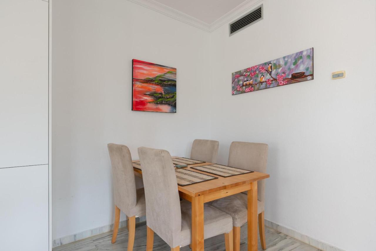 Apartment Alhaurin Golf Malaga Bagian luar foto